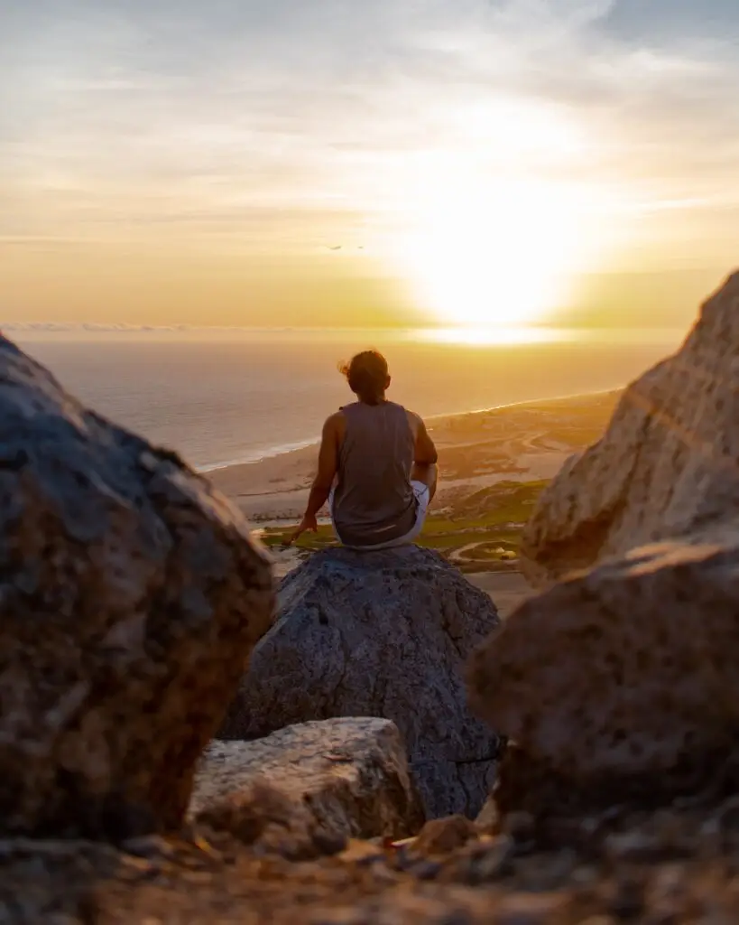 Discover the best professional path for young adults with an experienced career coach